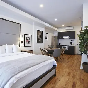 https://auberge-du-carre-st-louis.hotels-in-montreal.org
