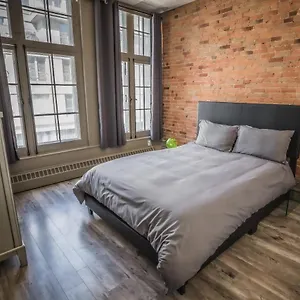 https://le-402-montreal.hotels-in-montreal.org