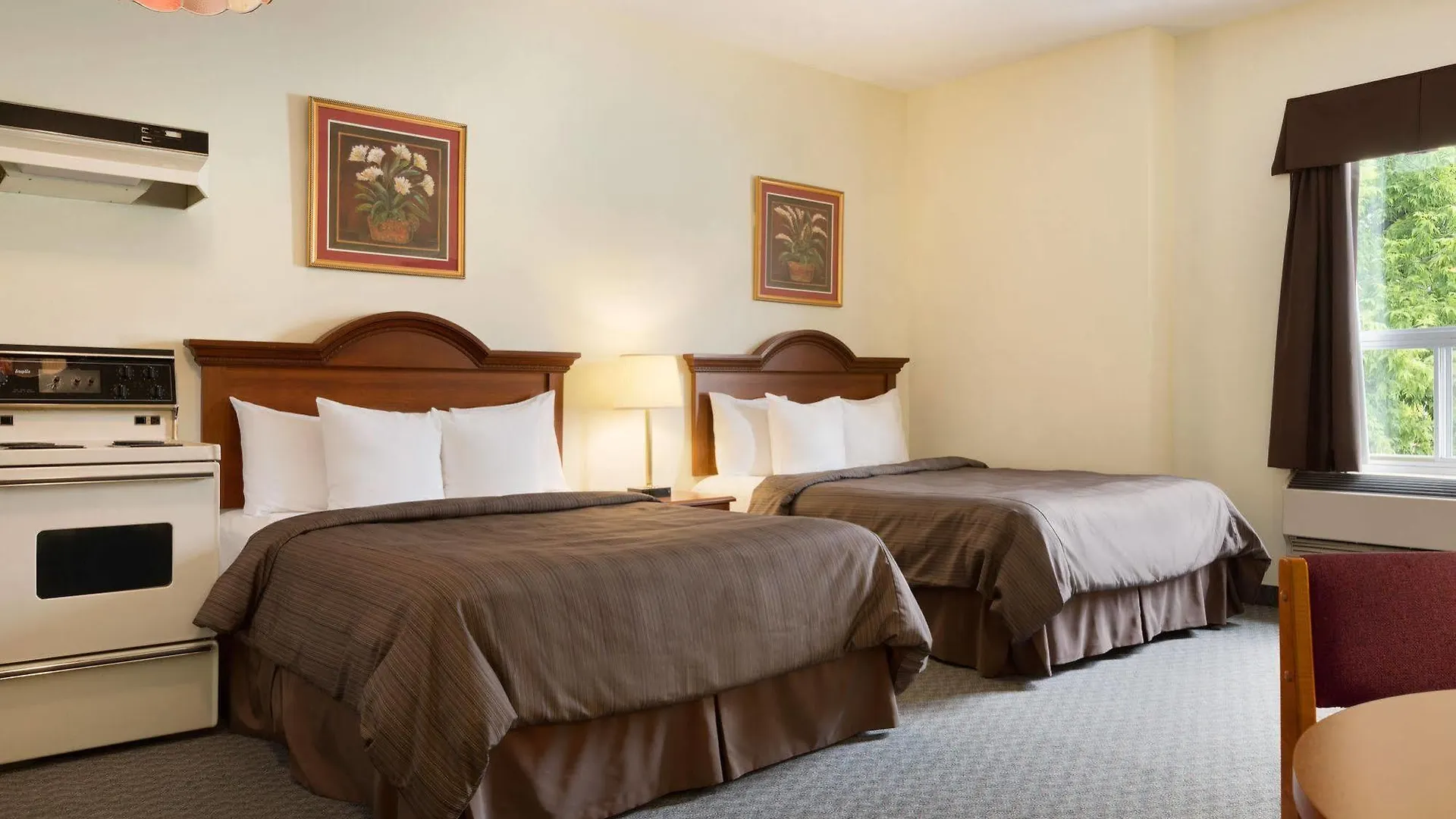 Hotel Days Inn By Wyndham Toronto East Beaches